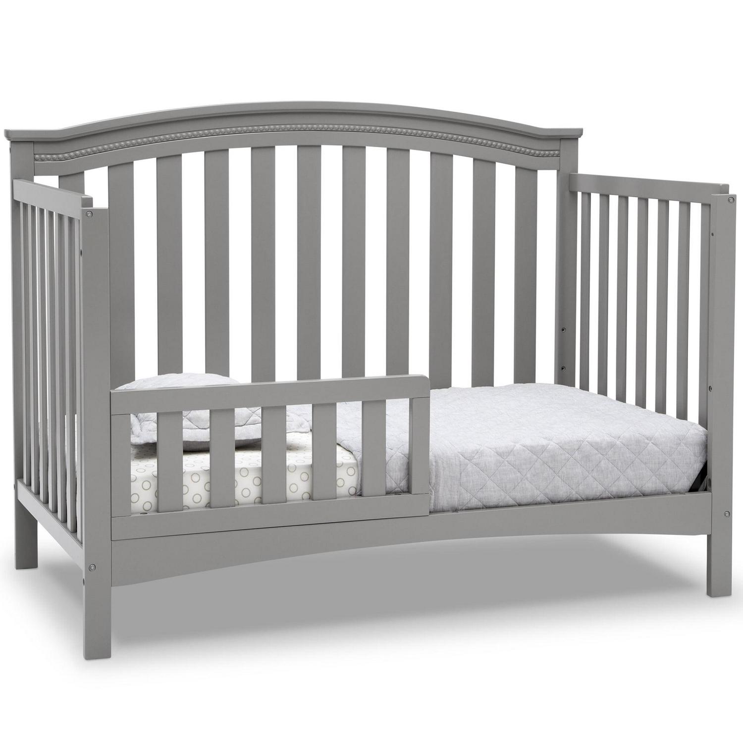 Delta Children Waverly 6 - in - 1 Convertible Baby Crib. Grey - Product image 3