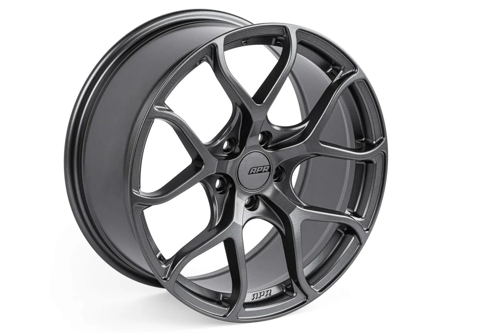 APR A01 18" 5x112 Gunmetal Gray Flow Formed Wheel